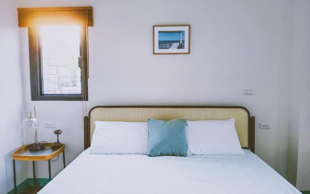 Lixia Hostel Сяолюцю Экстерьер фото